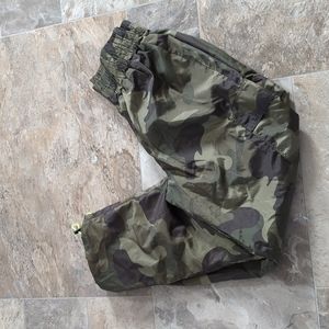 Size small camo jogger